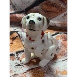Vintage Dalmation Bone China Taiwan Approx 3" Paw Raised Red Collar Figurine